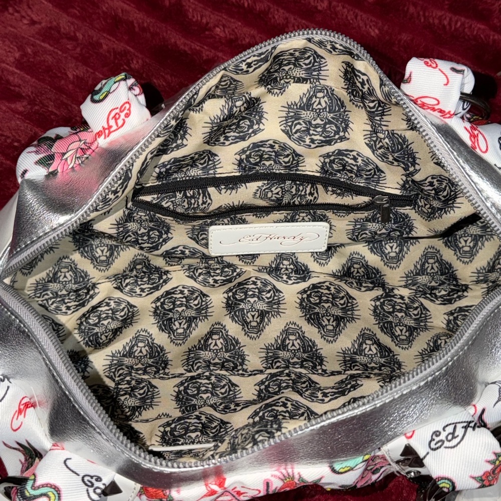 Stylish White and Red Women's Bag - Picture 7 of 11